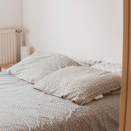 Bel Appartement Au Calme Avec Parking ลียง ภายนอก รูปภาพ
